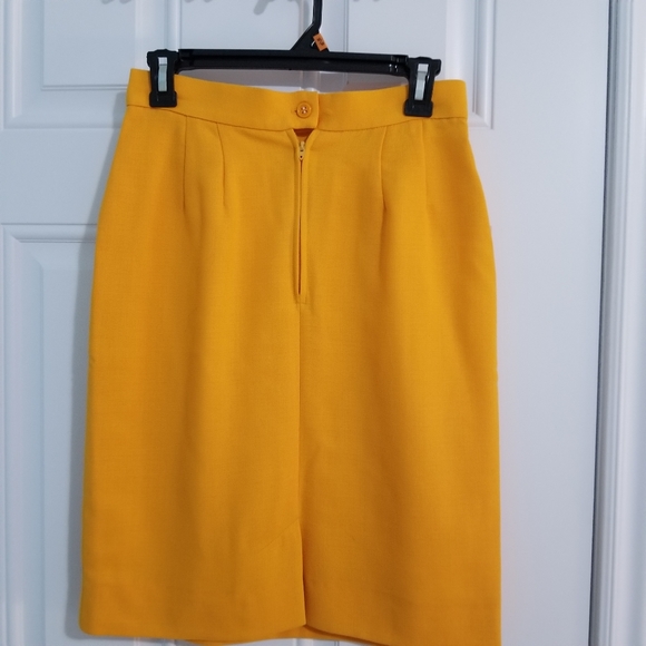 Vintage Anne Klein II Suit - Picture 7 of 9